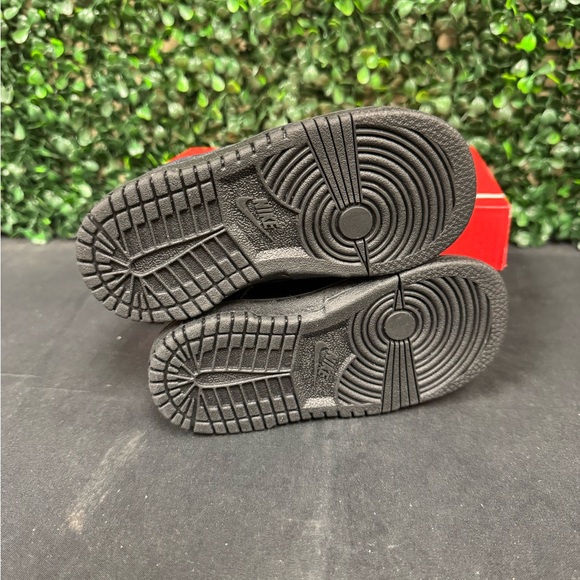 Nike Dunk Low (TDE) - 7C - Picture 7 of 10